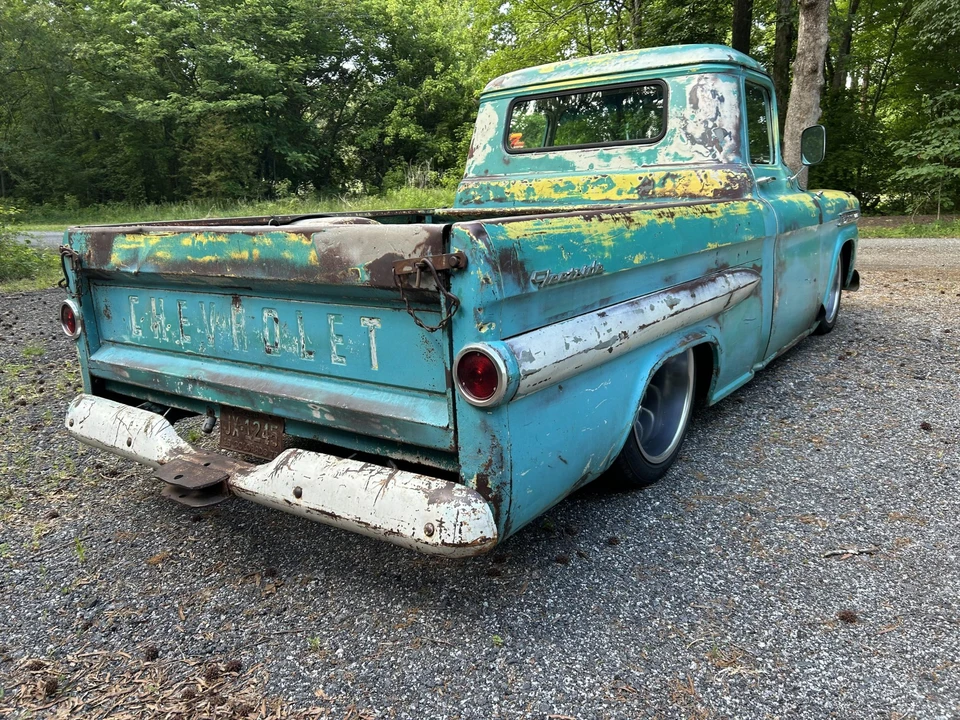 1959 Chevrolet Task Force - Image 17 of 31