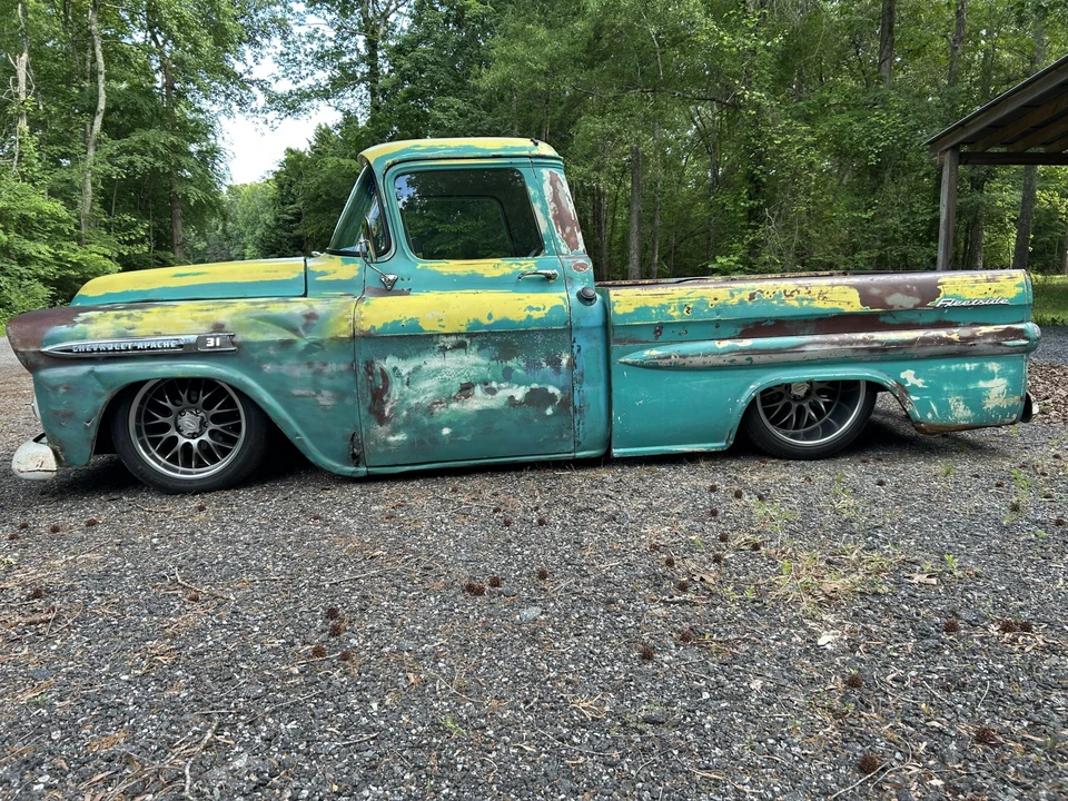 1959 Chevrolet Task Force - Image 21 of 31
