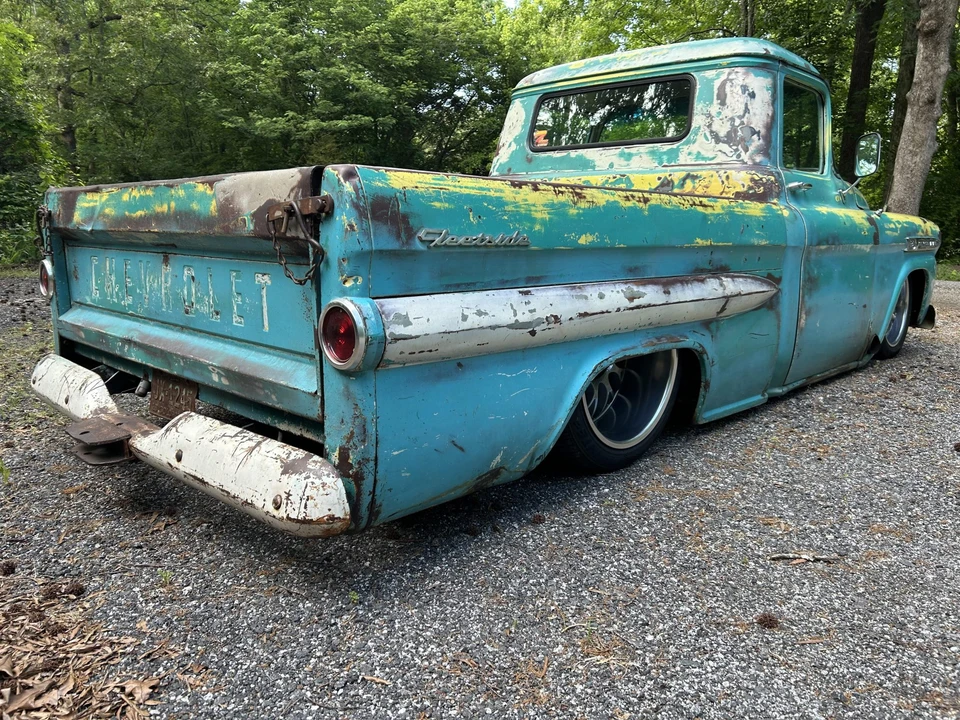 1959 Chevrolet Task Force - Image 16 of 31