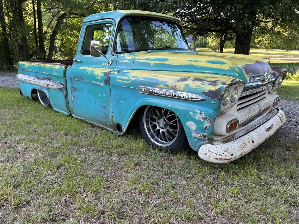 1959 Chevrolet Task Force - Image 10 of 31