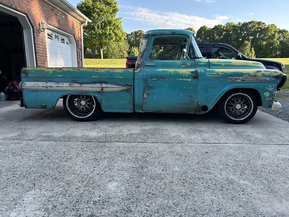 1959 Chevrolet Task Force - Image 14 of 31
