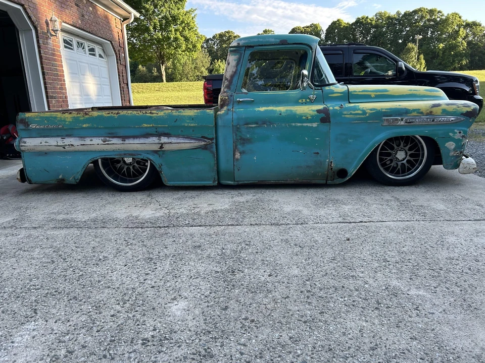 1959 Chevrolet Task Force - Image 15 of 31
