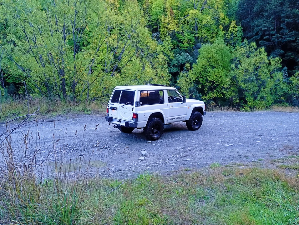 1988 Nissan Patrol 3rd Gen - Image 11 of 31