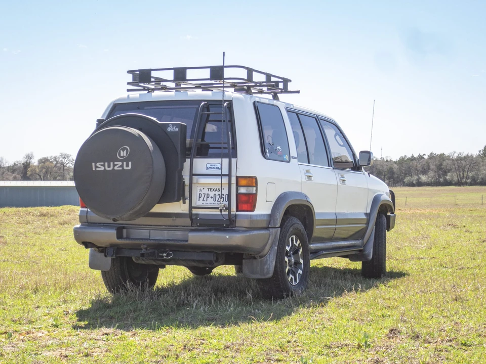 1995 Isuzu Trooper - Image 7 of 31