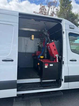 2023 Mercedes-Benz VS30 Sprinter - Image 9 of 10