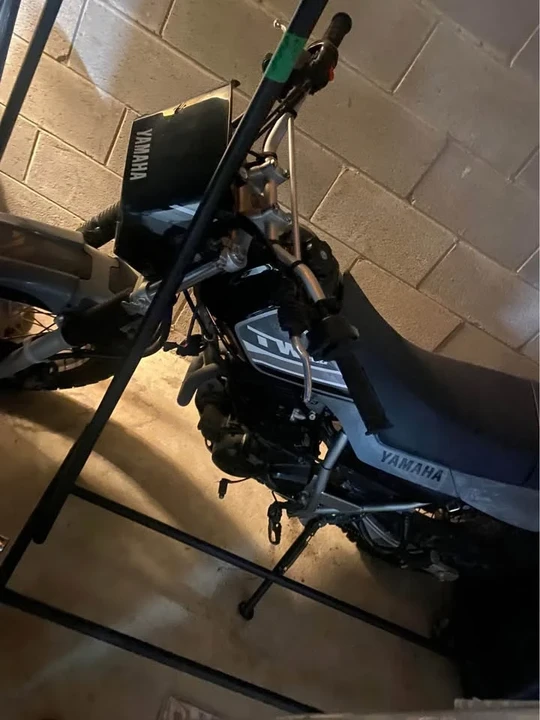 Yamaha Enduro - Image 2 of 3