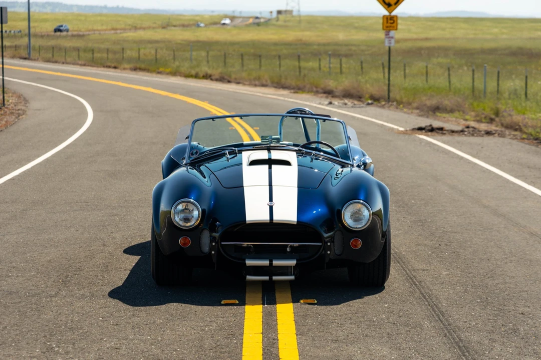 Shelby Cobra Replica - Image 20 of 31