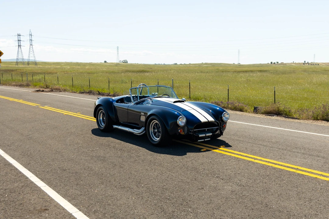 Shelby Cobra Replica - Image 31 of 31