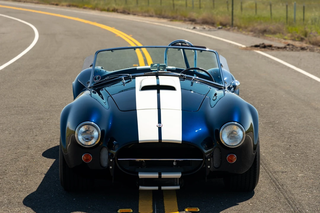 Shelby Cobra Replica - Image 24 of 31