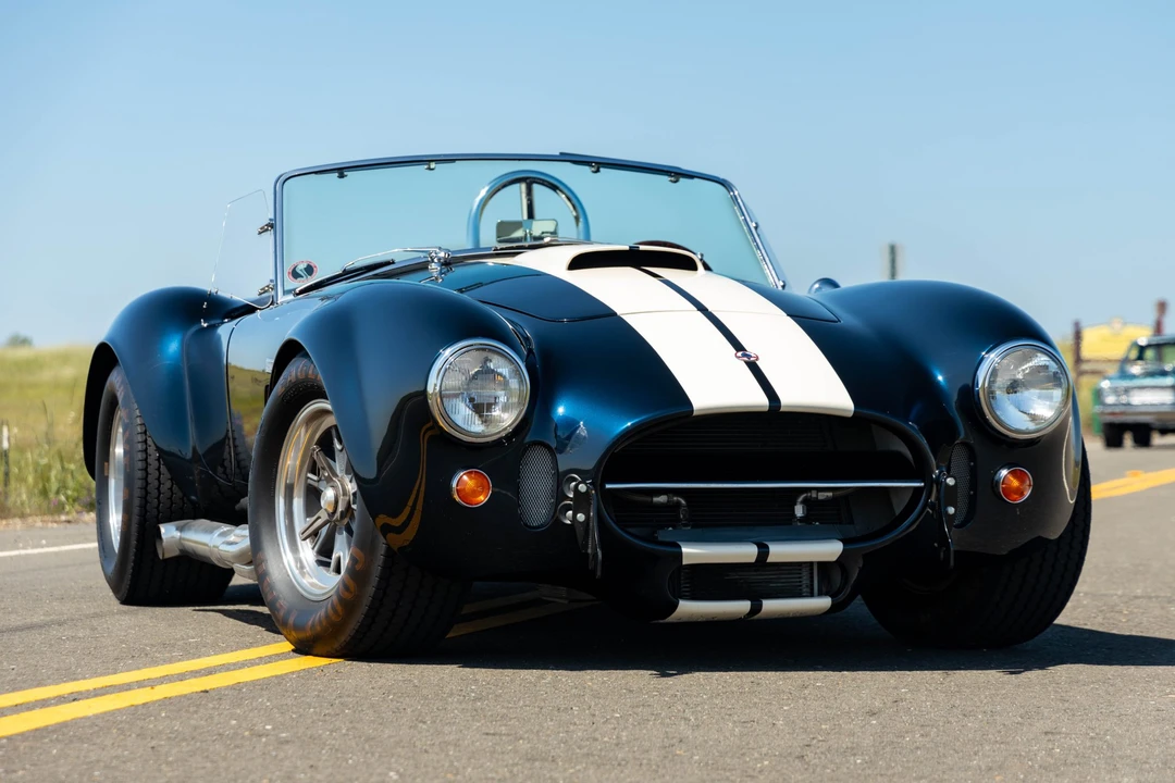 Shelby Cobra Replica - Image 29 of 31