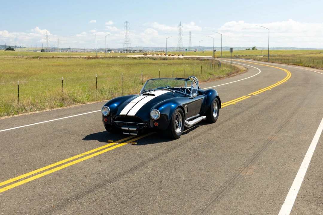Shelby Cobra Replica - Image 4 of 31