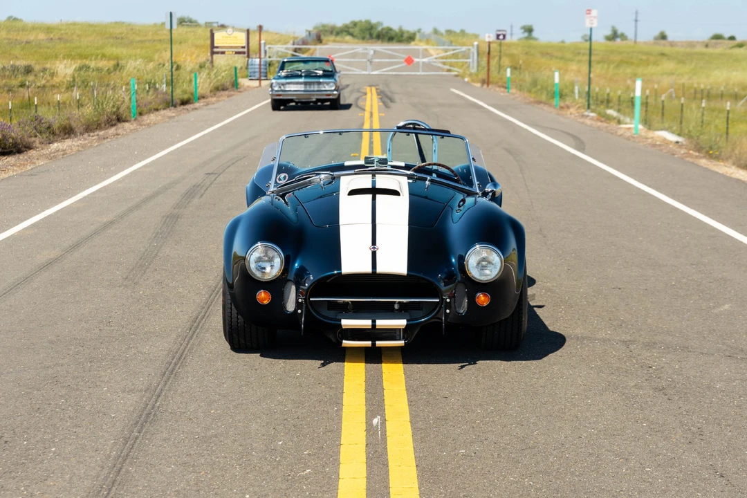 Shelby Cobra Replica - Image 26 of 31