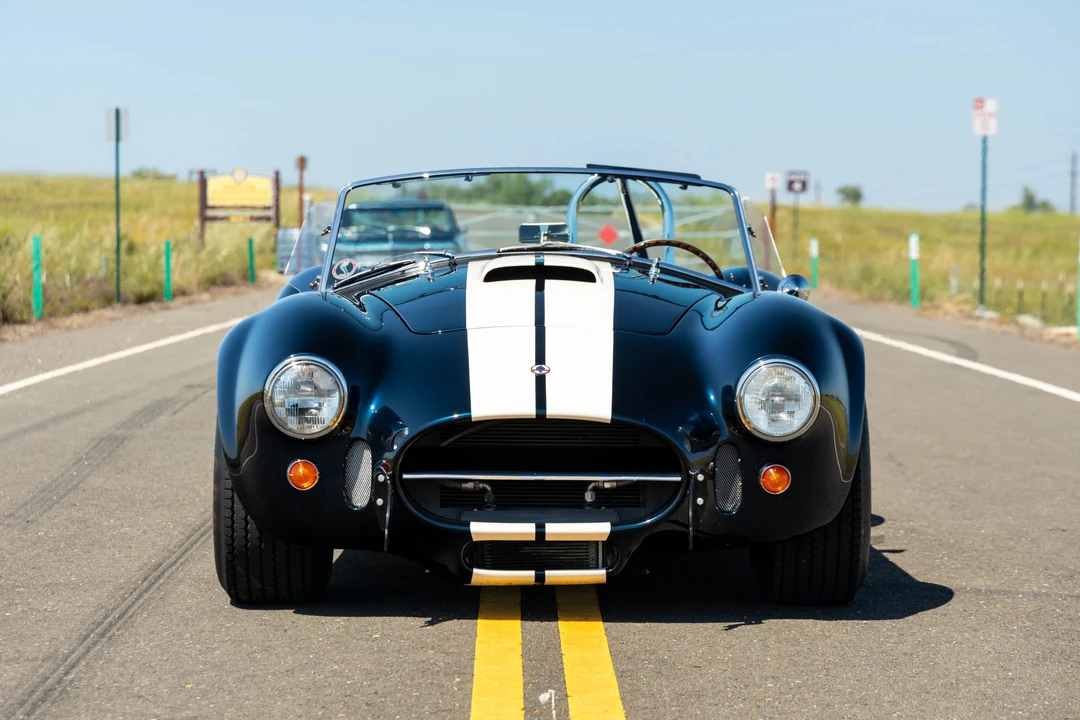 Shelby Cobra Replica - Image 28 of 31