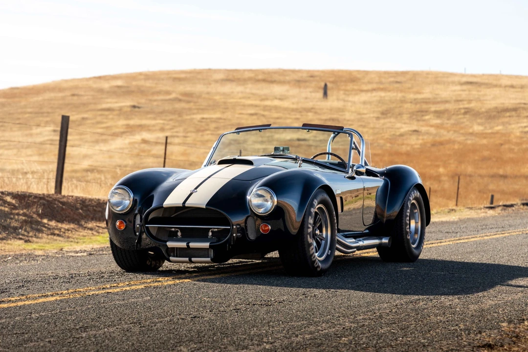 Shelby Cobra Replica - Image 13 of 31
