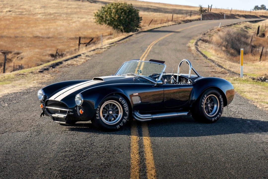 Shelby Cobra Replica - Image 19 of 31