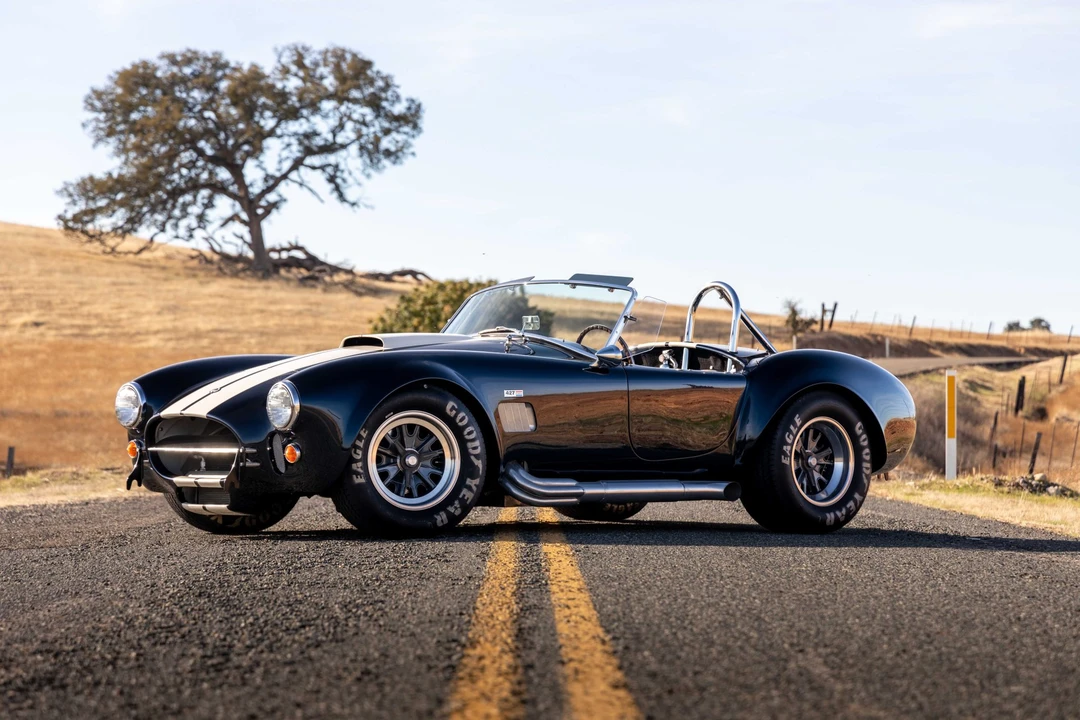 Shelby Cobra Replica - Image 20 of 31
