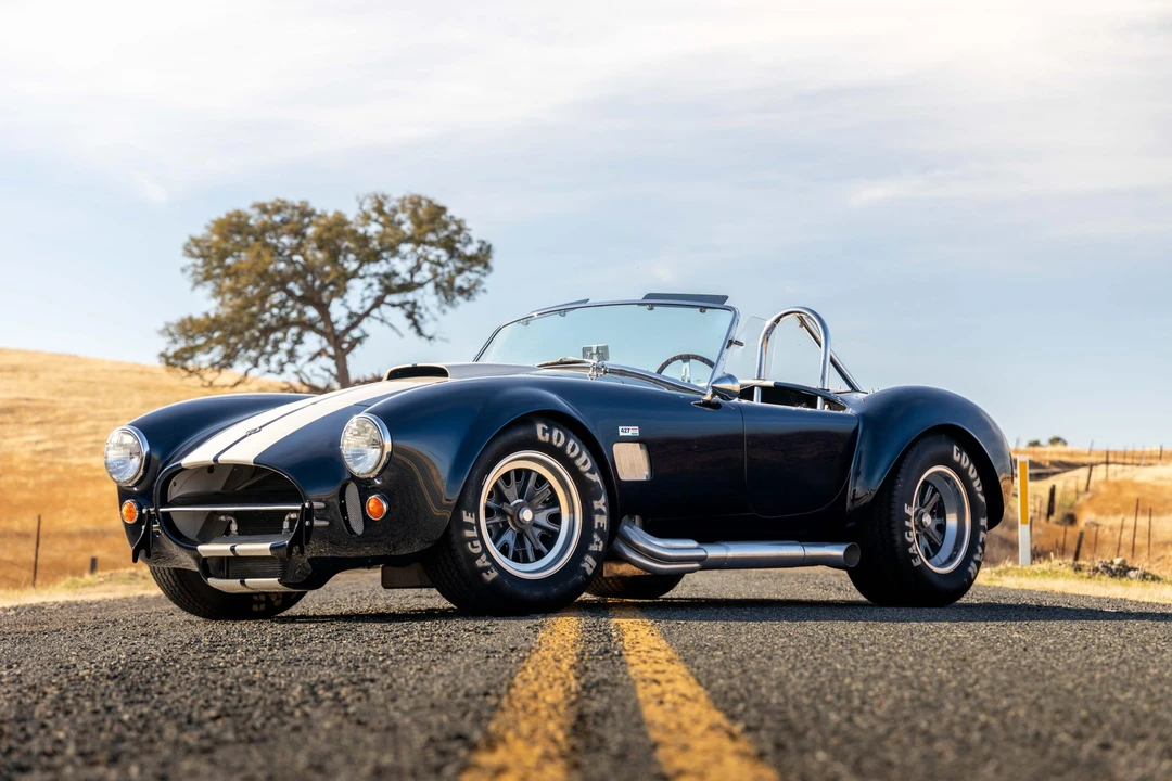 Shelby Cobra Replica - Image 17 of 31