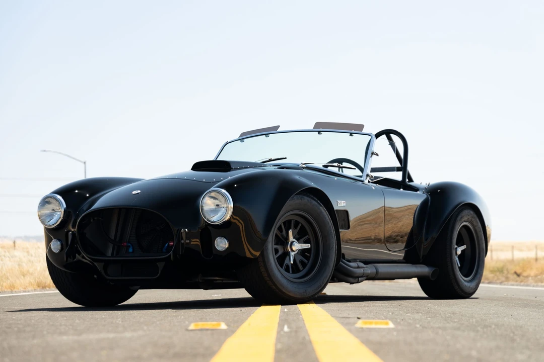 Shelby Cobra Replica - Image 11 of 31