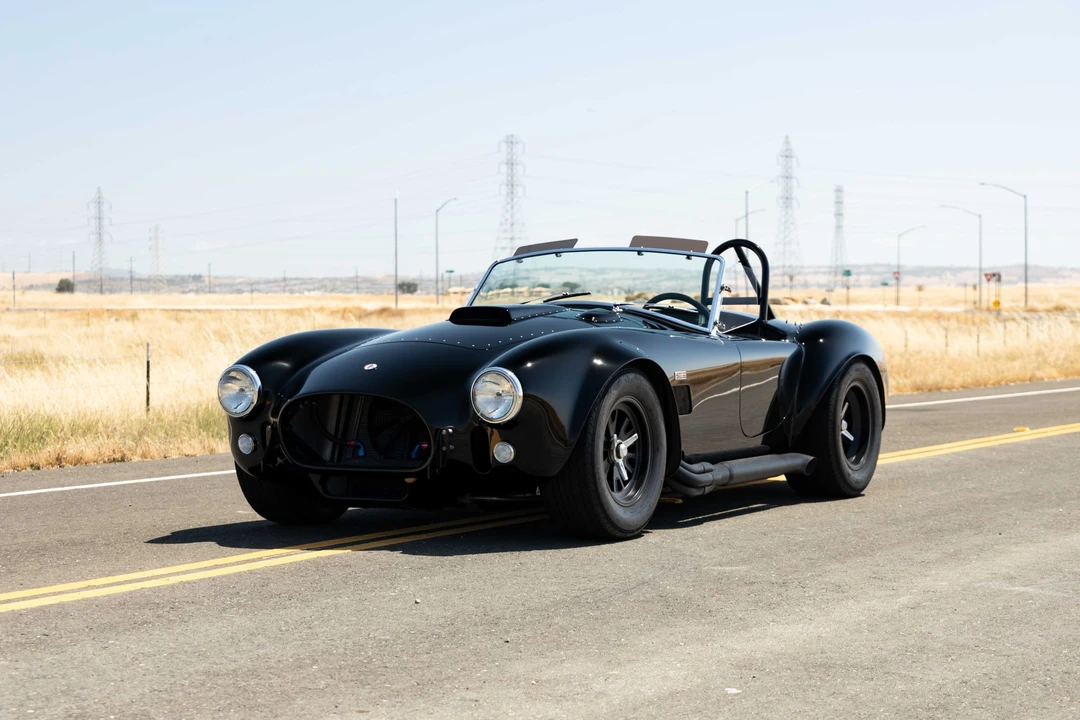 Shelby Cobra Replica - Image 19 of 31