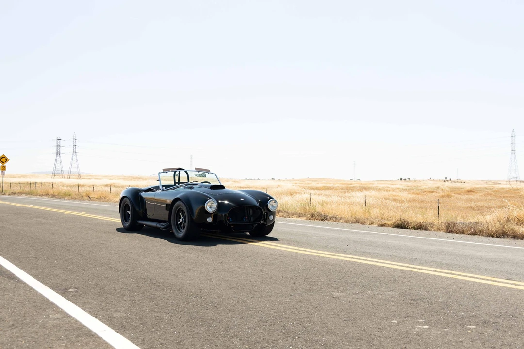 Shelby Cobra Replica - Image 28 of 31