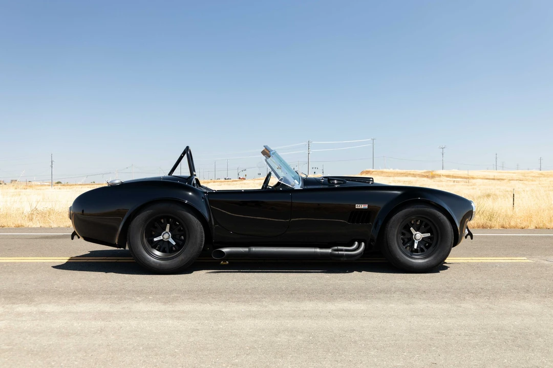 Shelby Cobra Replica - Image 29 of 31