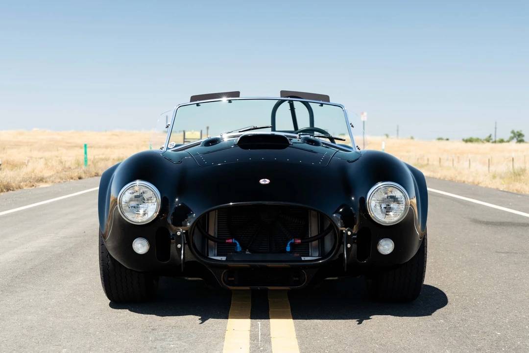 Shelby Cobra Replica - Image 3 of 31