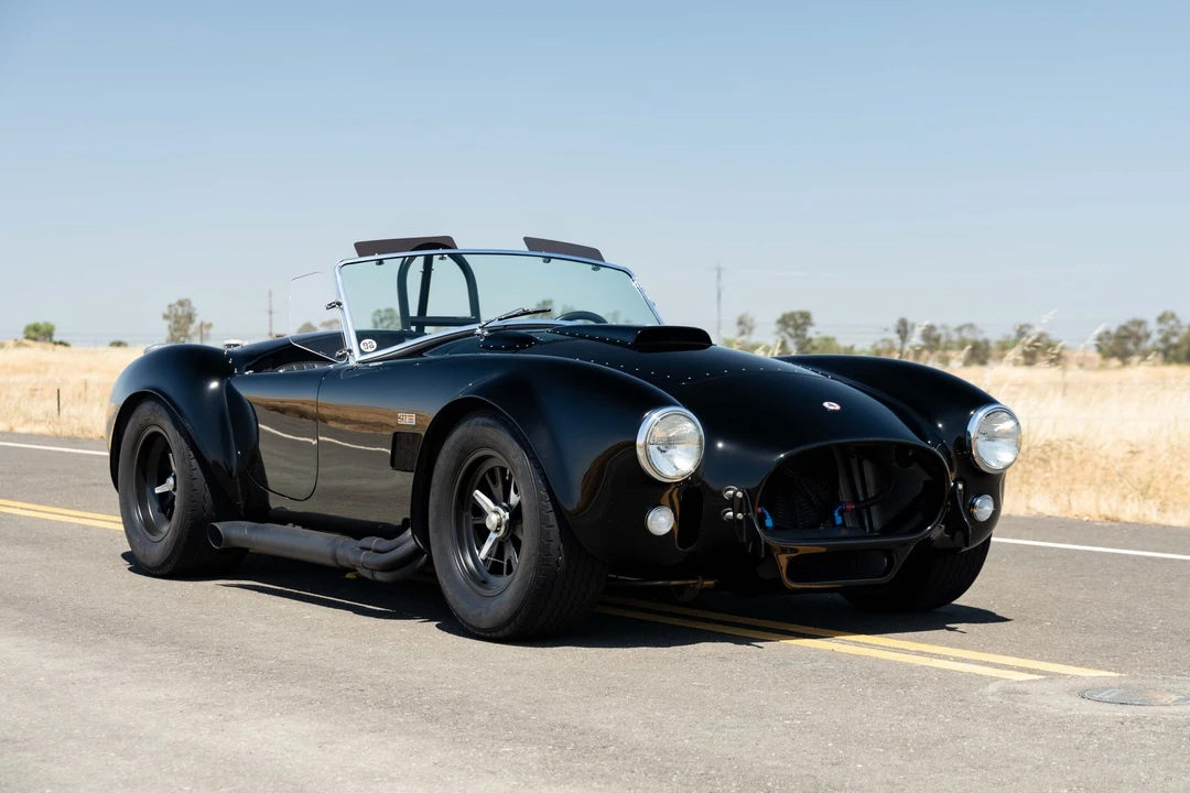 Shelby Cobra Replica - Image 5 of 31