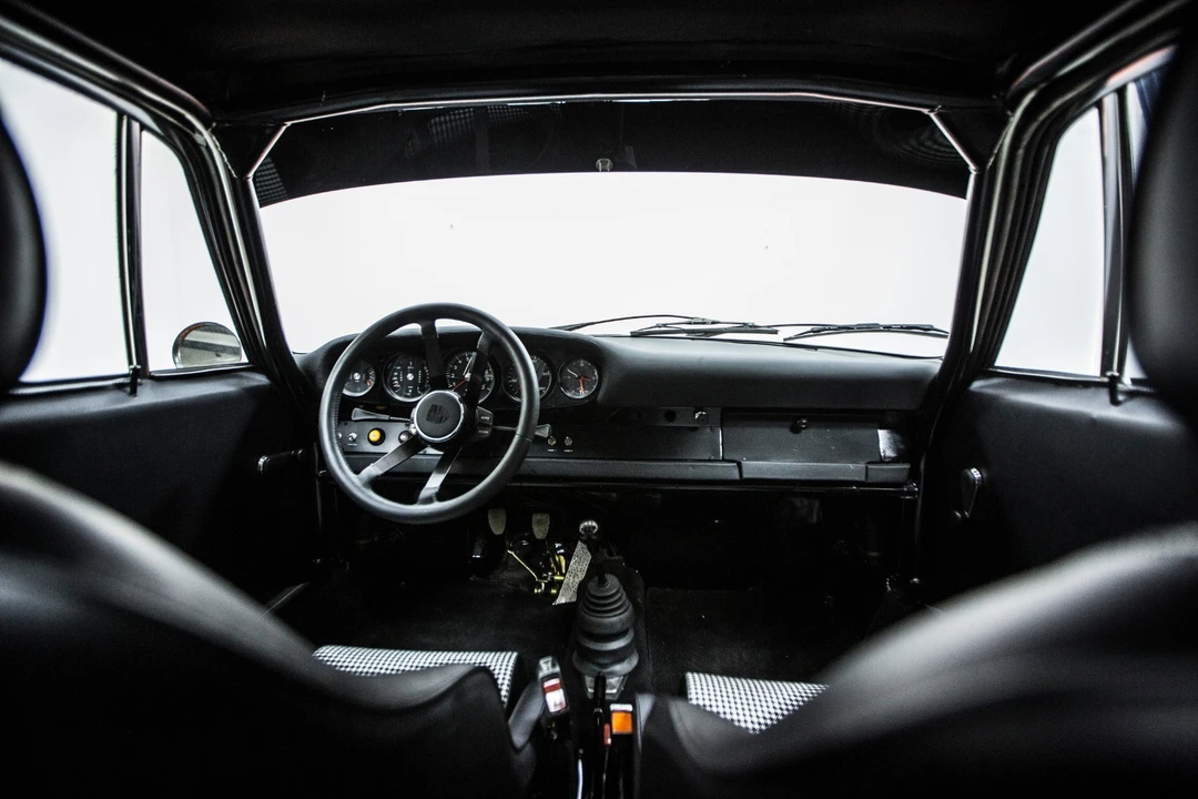 1969 Porsche 911 T F-Body LWB - Image 19 of 31