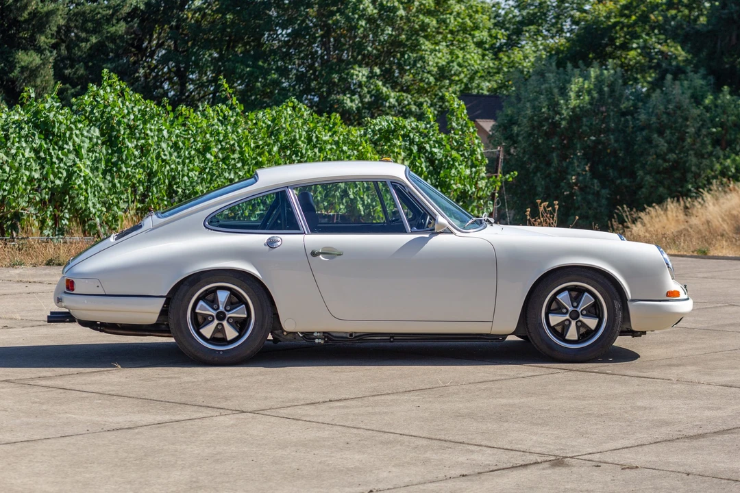 1967 Porsche 911 S F-Body SWB - Image 2 of 31
