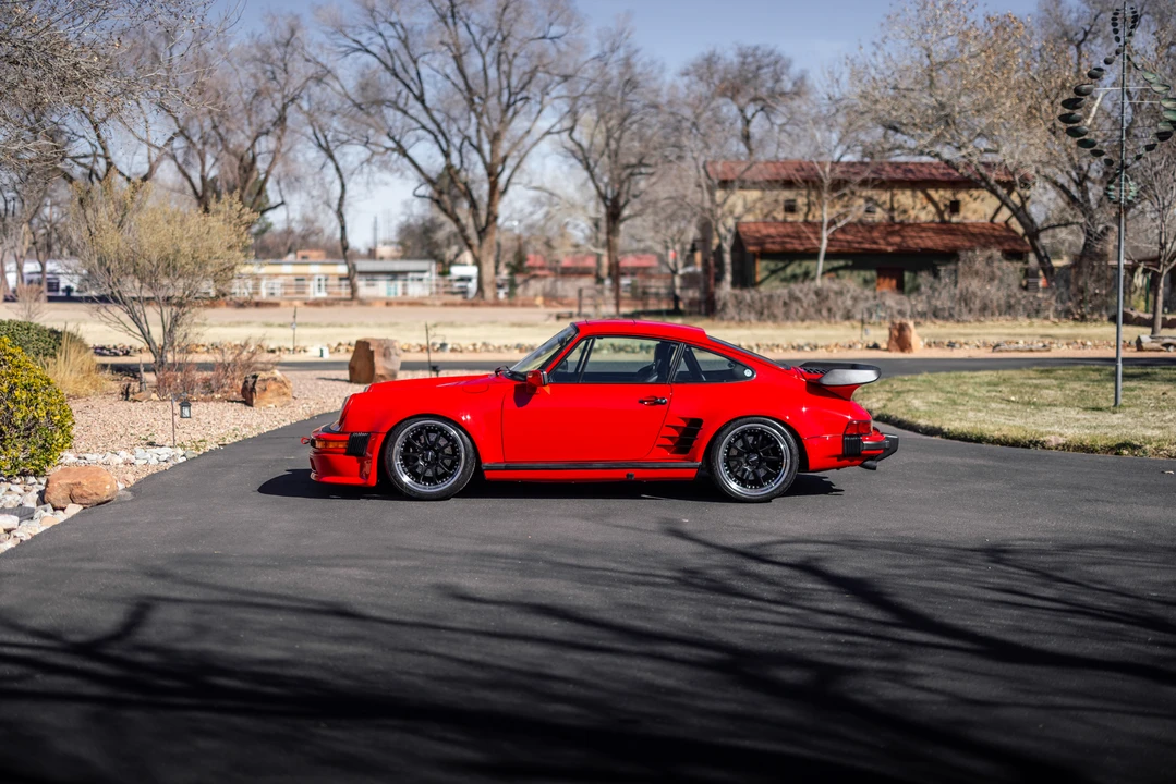 1985 Porsche 911 Carrera 3.2 - Image 8 of 31