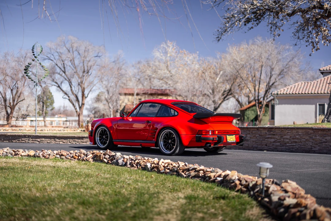 1985 Porsche 911 Carrera 3.2 - Image 9 of 31