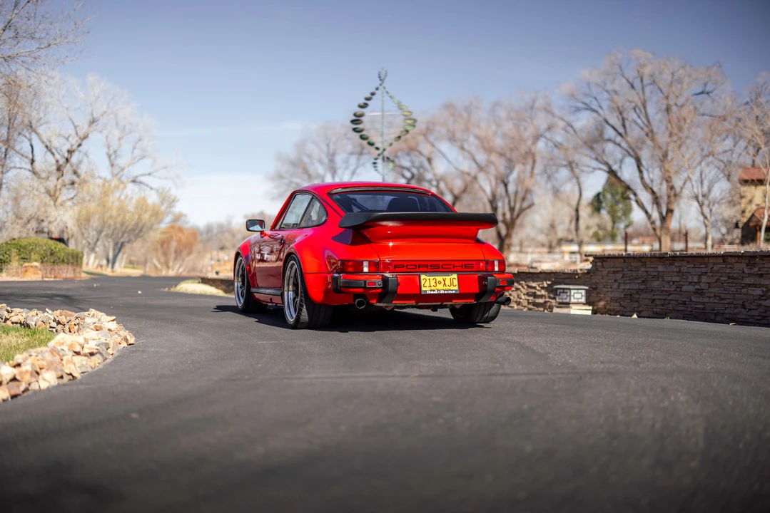 1985 Porsche 911 Carrera 3.2 - Image 13 of 31