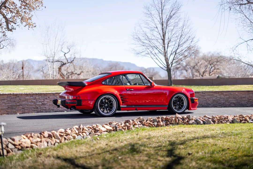 1985 Porsche 911 Carrera 3.2 - Image 16 of 31