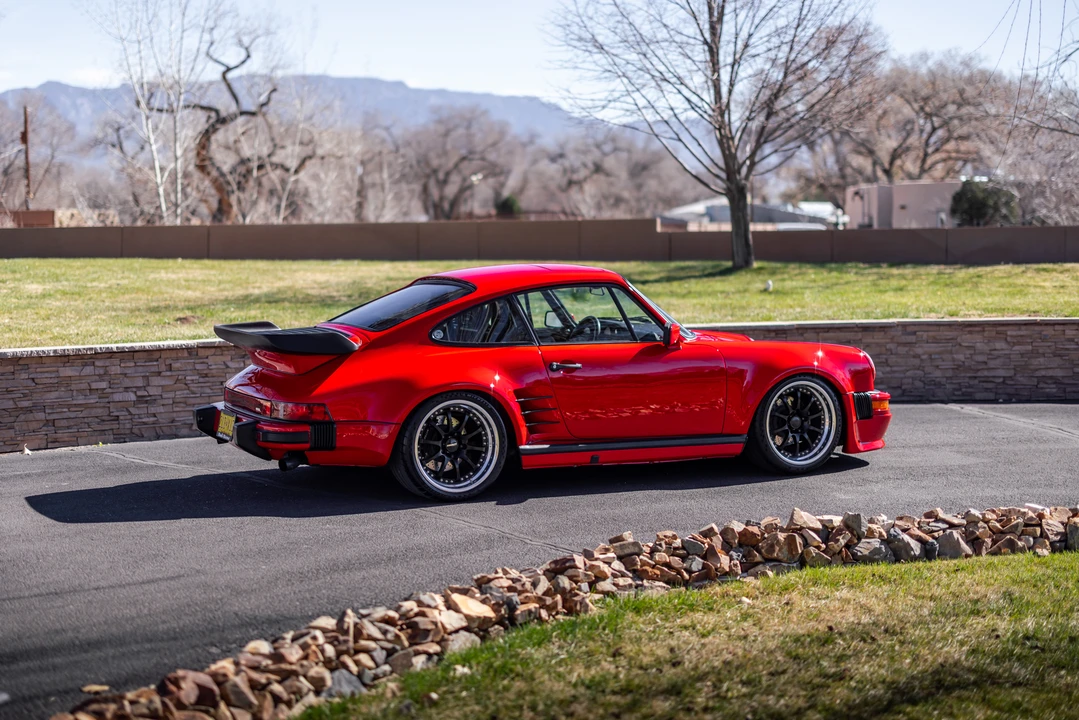 1985 Porsche 911 Carrera 3.2 - Image 17 of 31