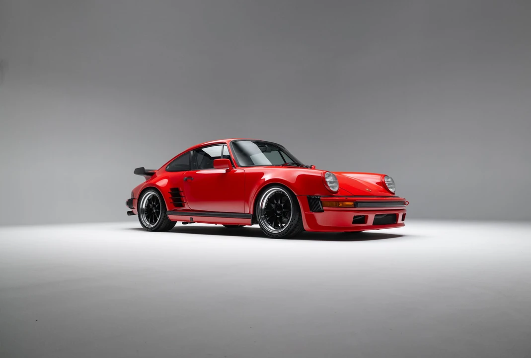 1985 Porsche 911 Carrera 3.2 - Image 2 of 31