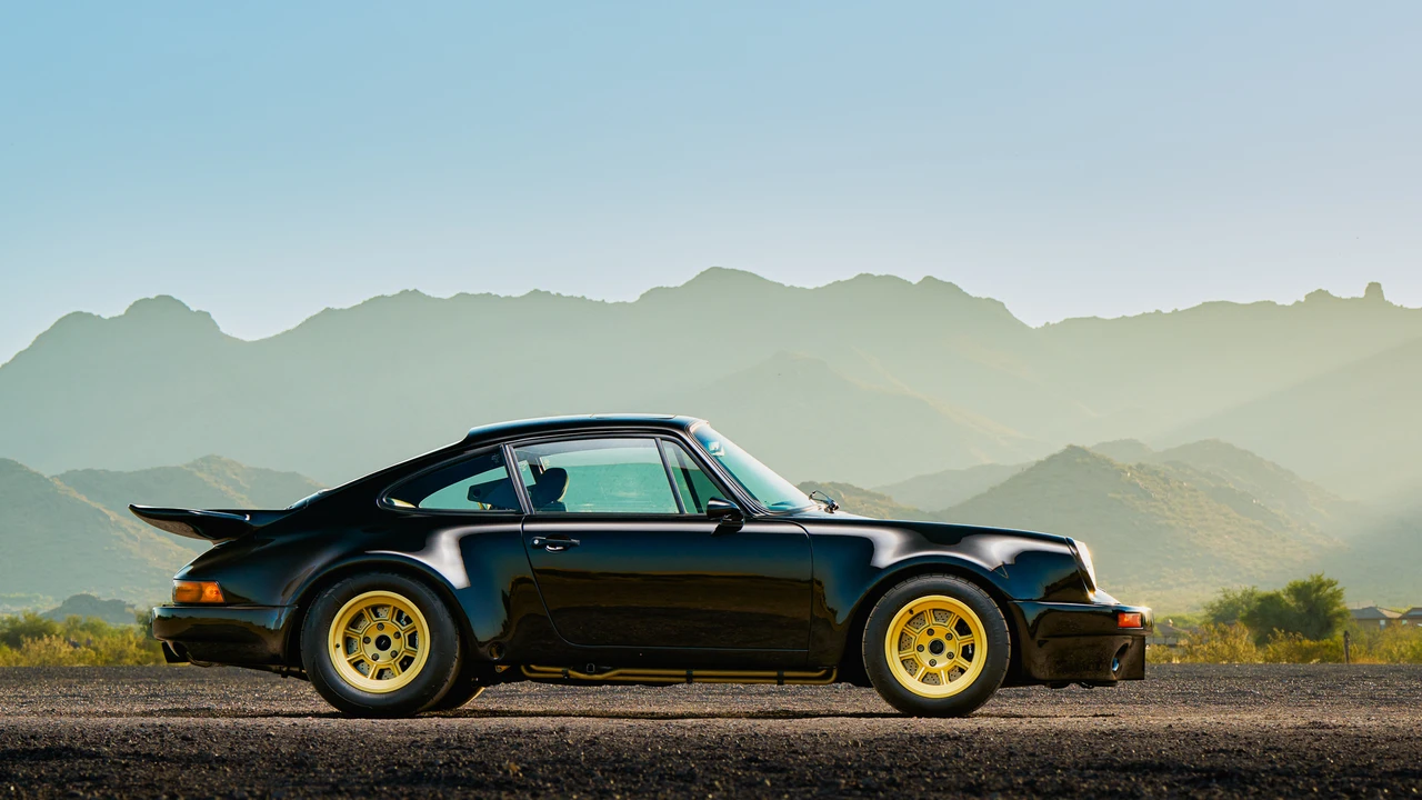 1982 Porsche 911 Carrera SC - Image 15 of 31