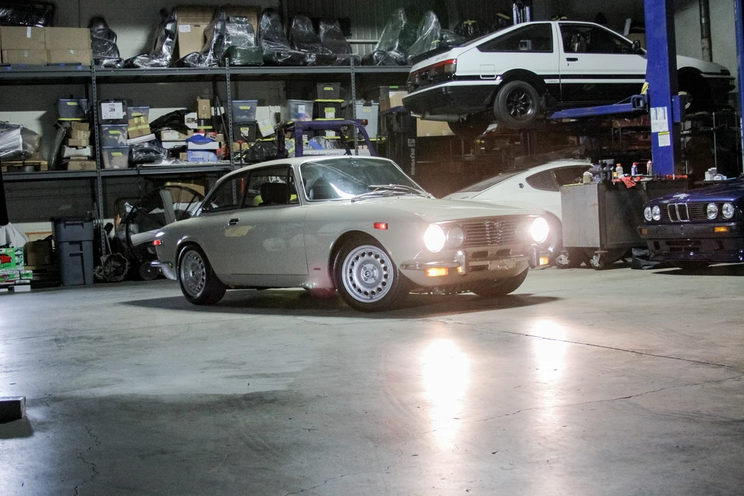 1974 Alfa Romeo 2000 GT Veloce - Image 12 of 31