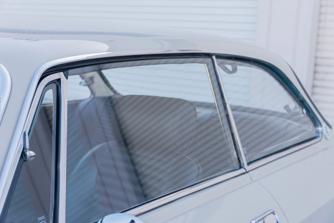 1974 Alfa Romeo 2000 GT Veloce - Image 26 of 31