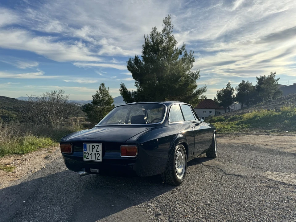 1966 Alfa Romeo GT 1300 Junior - Image 18 of 31