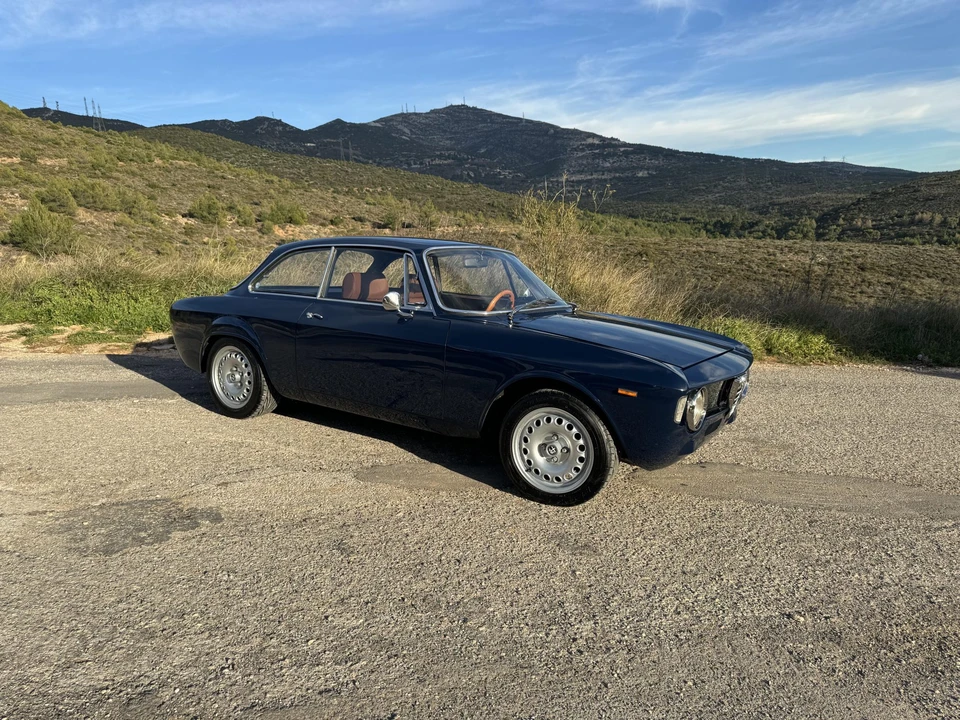 1966 Alfa Romeo GT 1300 Junior - Image 8 of 31