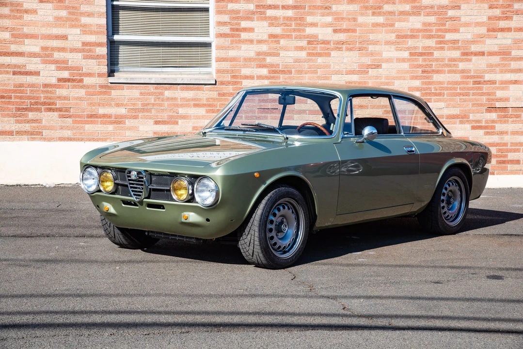 1971 Alfa Romeo 1750 GT Veloce - Image 3 of 31