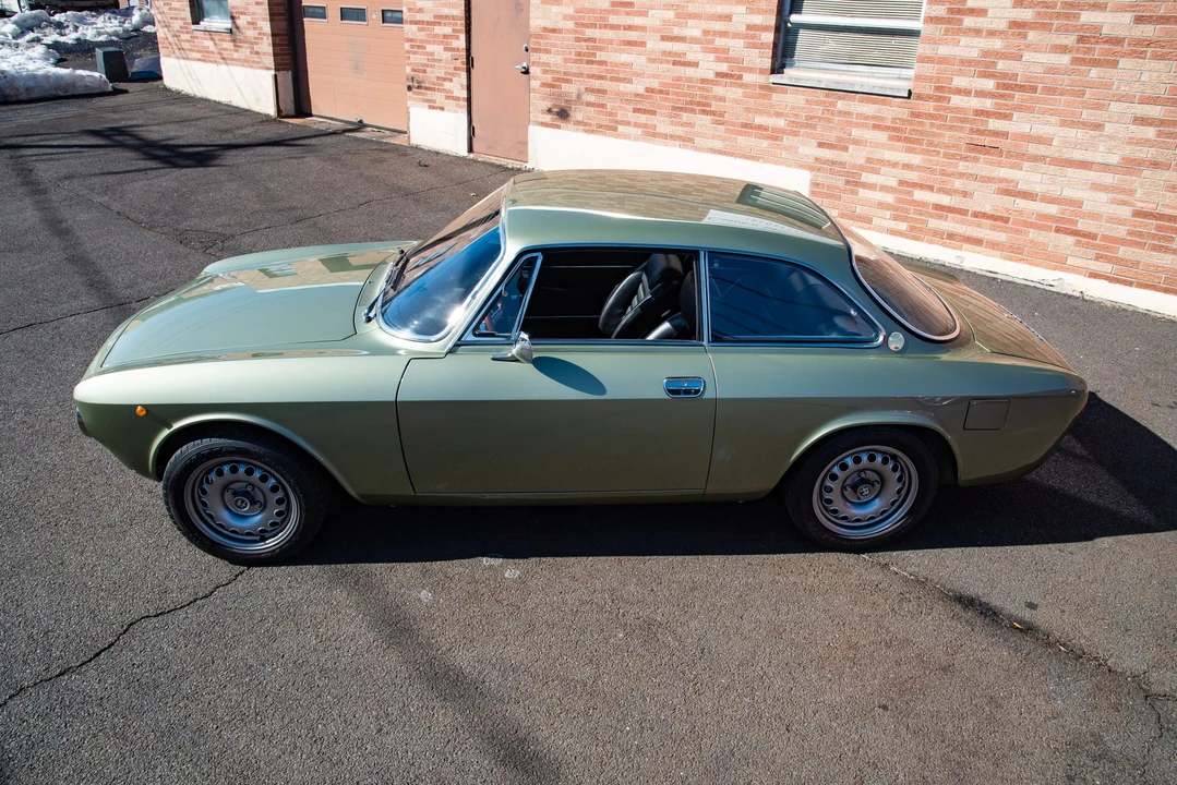 1971 Alfa Romeo 1750 GT Veloce - Image 23 of 31
