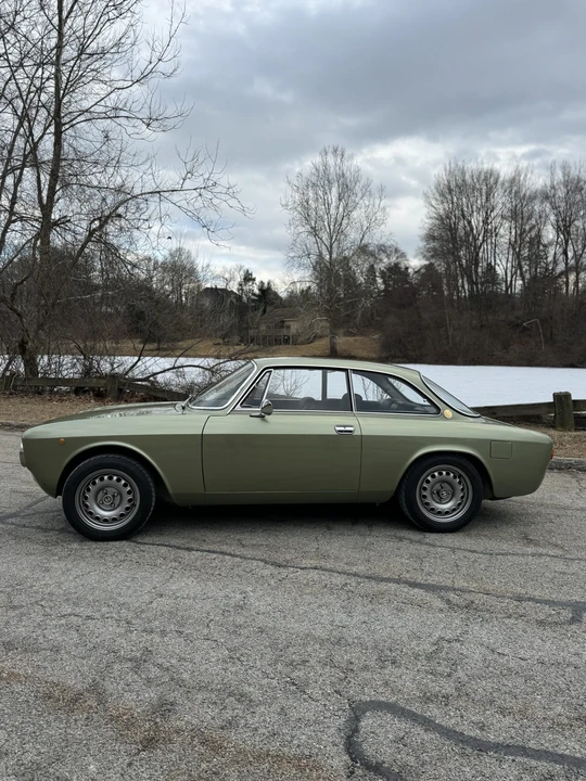 1971 Alfa Romeo 1750 GT Veloce - Image 26 of 31