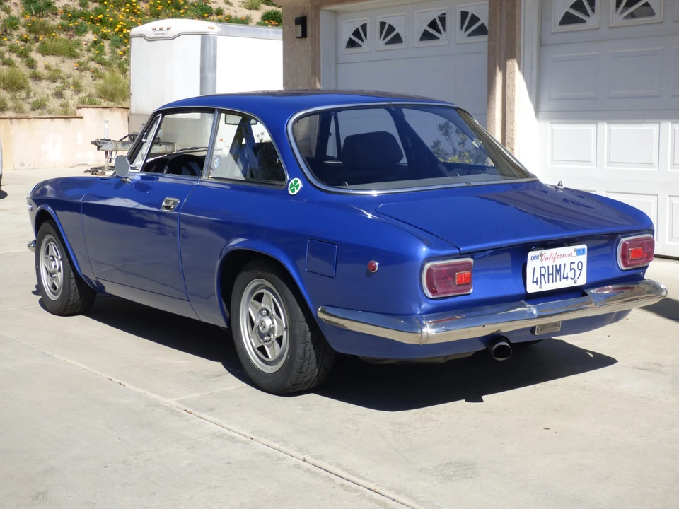 1969 Alfa Romeo Giulia Sprint GT Veloce - Image 17 of 31