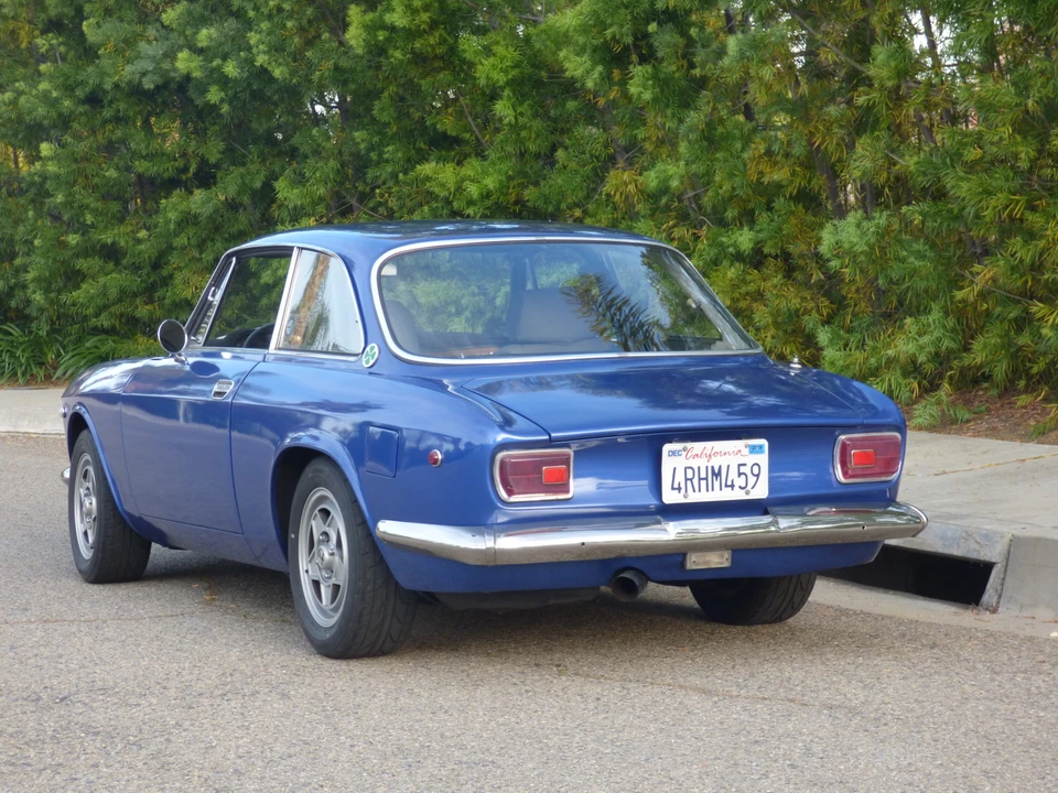 1969 Alfa Romeo Giulia Sprint GT Veloce - Image 2 of 31