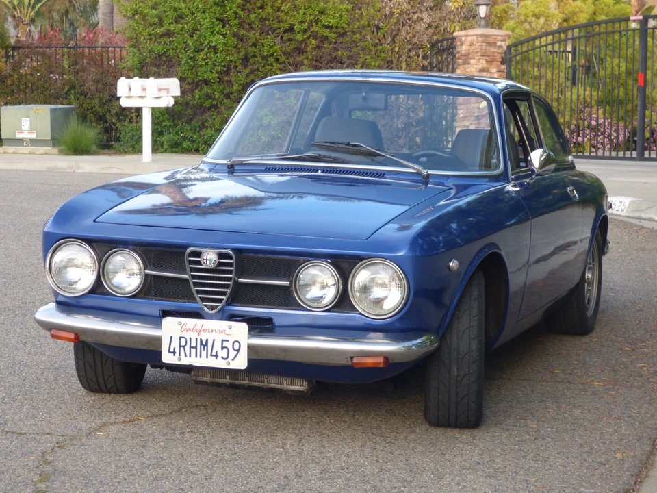 1969 Alfa Romeo Giulia Sprint GT Veloce - Image 6 of 31