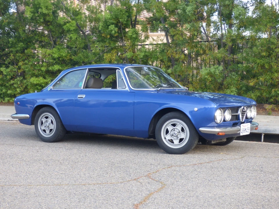 1969 Alfa Romeo Giulia Sprint GT Veloce - Image 9 of 31