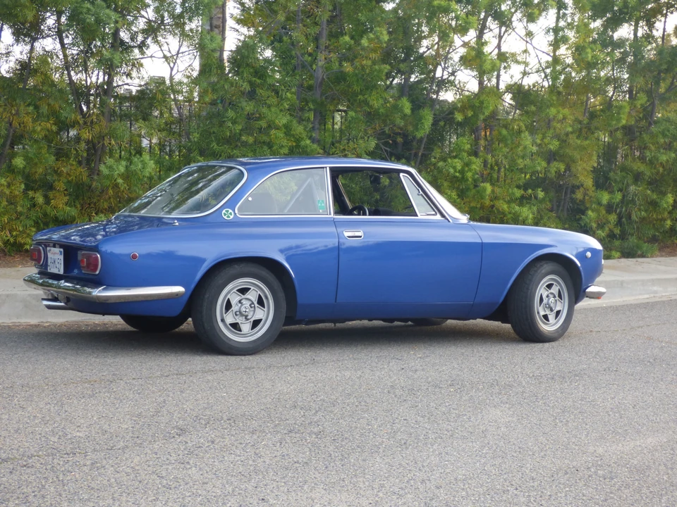1969 Alfa Romeo Giulia Sprint GT Veloce - Image 10 of 31
