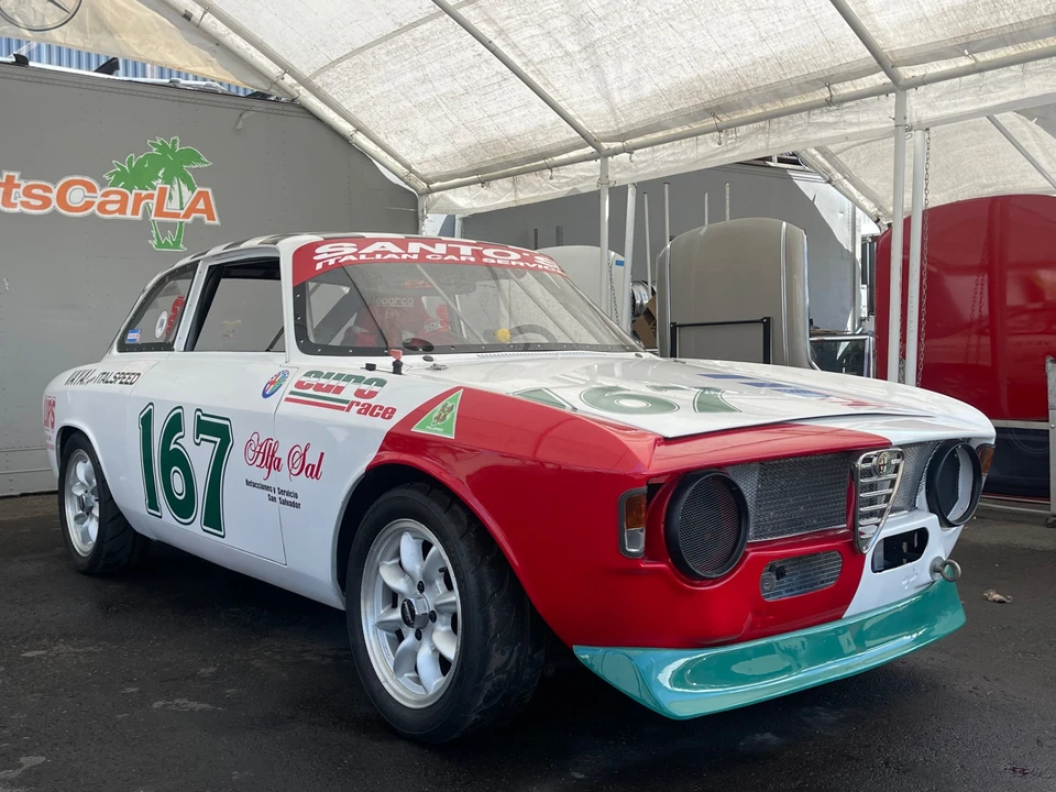 1967 Alfa Romeo Giulia Sprint GT Veloce - Image 2 of 31