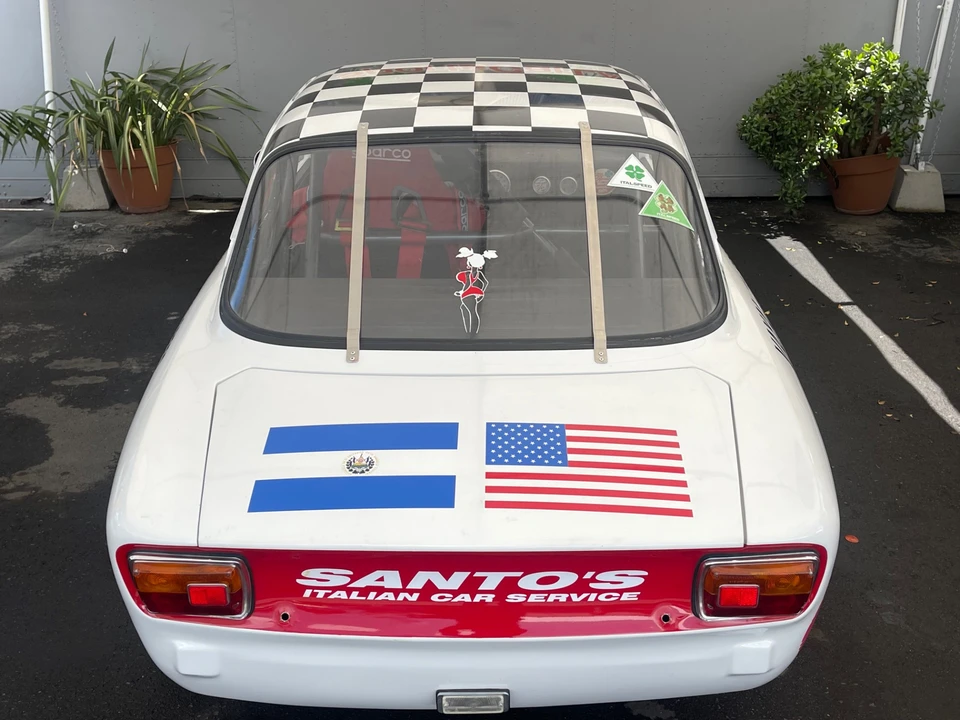 1967 Alfa Romeo Giulia Sprint GT Veloce - Image 13 of 31